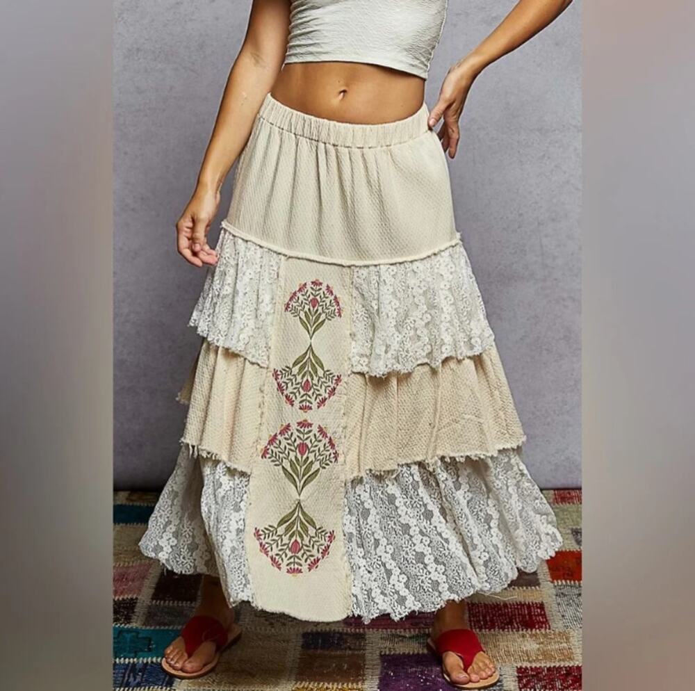 POL Cream Floral Embroidered Lace Tiered Maxi Skirt L – Boho Heirloom